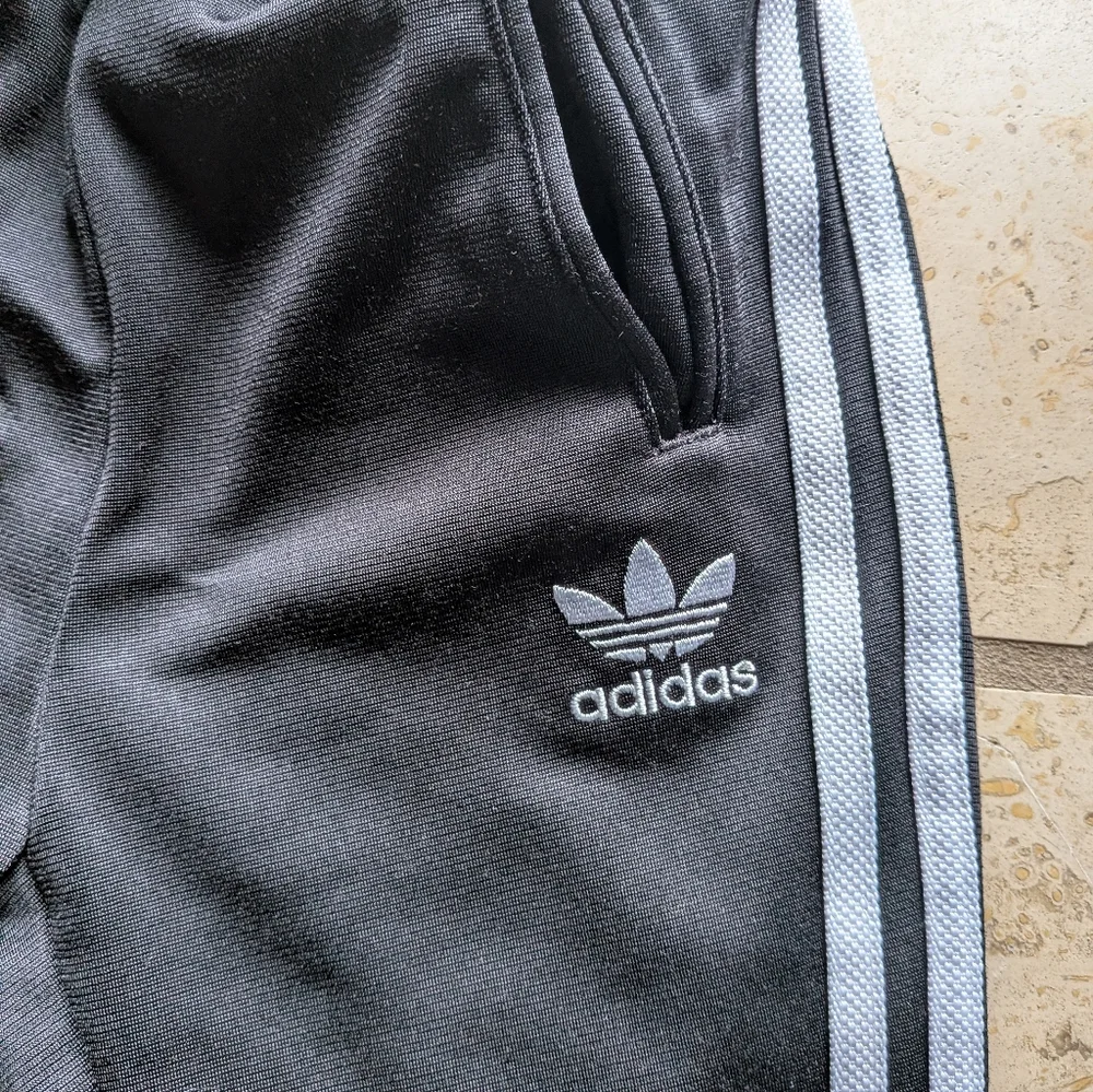 12M Adidas Kids Black Joggers